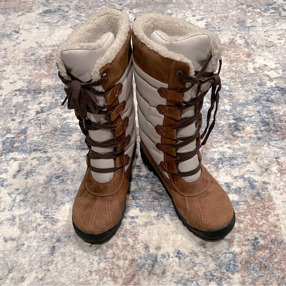 Timberland Tall Boots - Picture 1 of 3